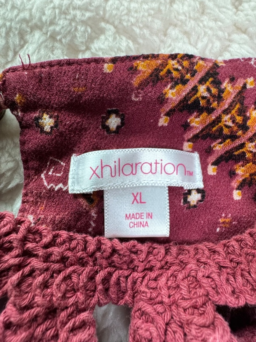 Xhilaration Women's Halter Top Southwestern Crochet Mauve Size XL - Picture 9 of 10